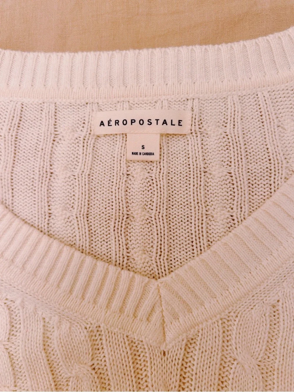 Aeropostale soft cream